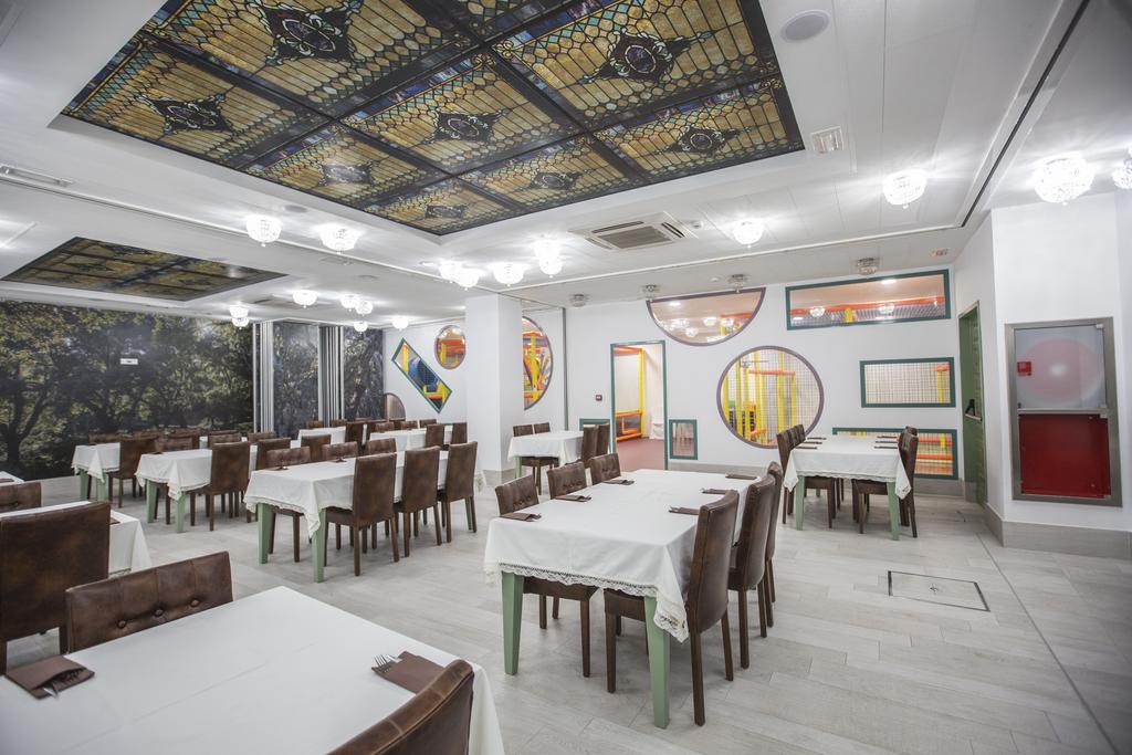 Hotel Barrio Nuevo Lebrija Buitenkant foto